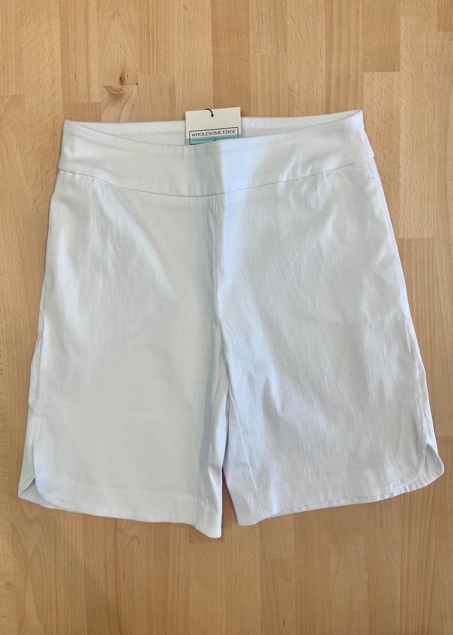 Fit Like a Dream Pull On Bermuda Shorts - 9" White