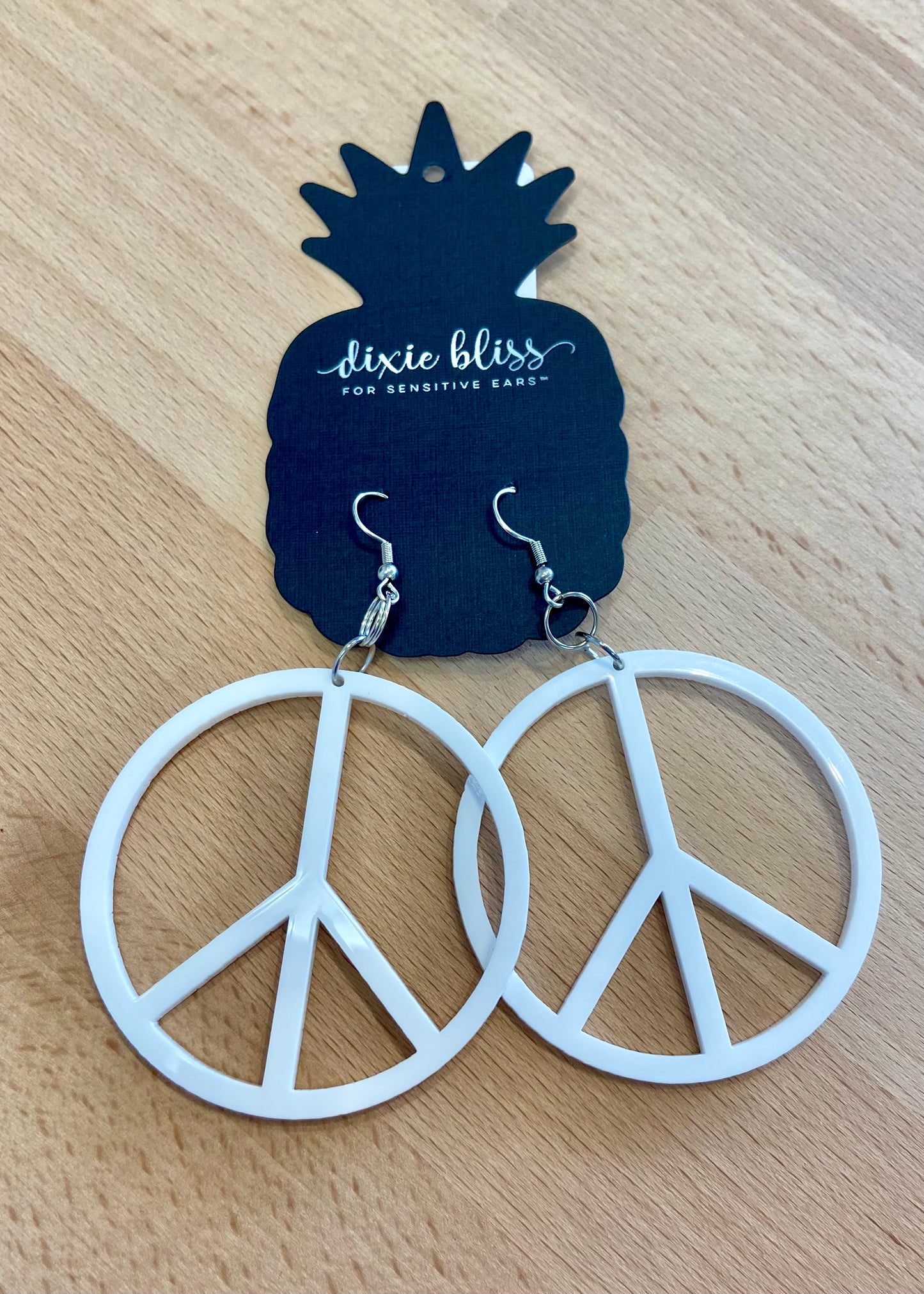 Dixie Bliss Peace Sign Earrings - White